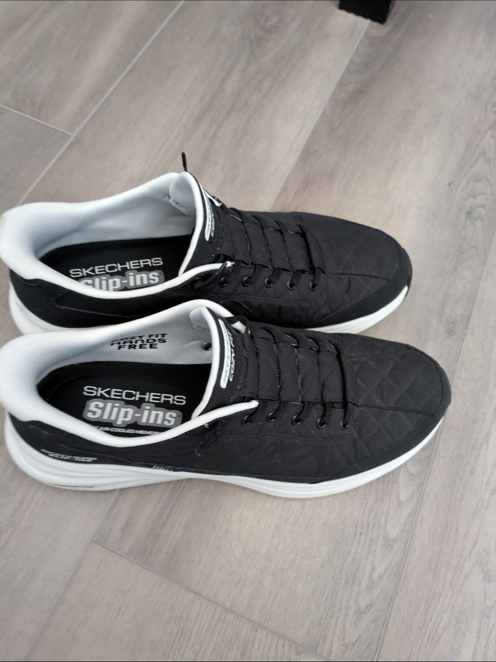 Skechers Men’s Black Slip-Ins Athletic Sneakers And Slip On Sandles - Picture 5 of 10